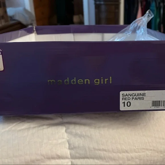 Madden Girl Red Heeled Boots with Western Flair - Picture 5 of 5